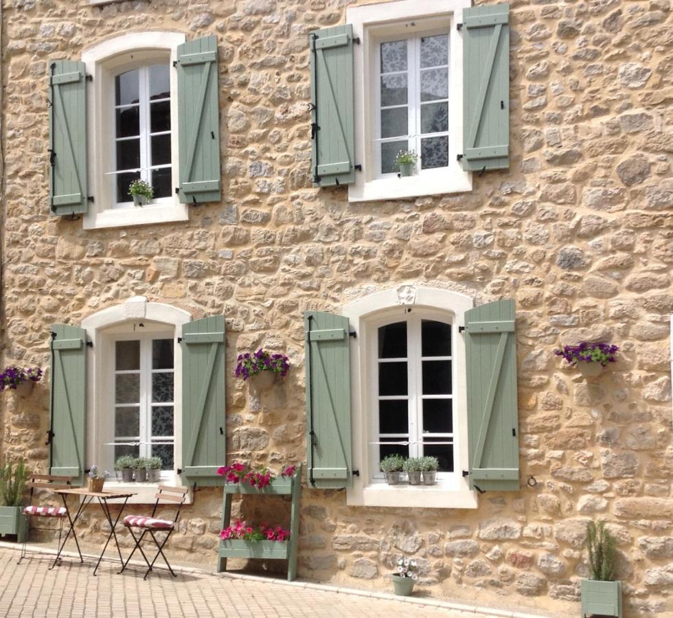 Maison De L'Amour Apartment Chardonnay Assignan Exterior photo